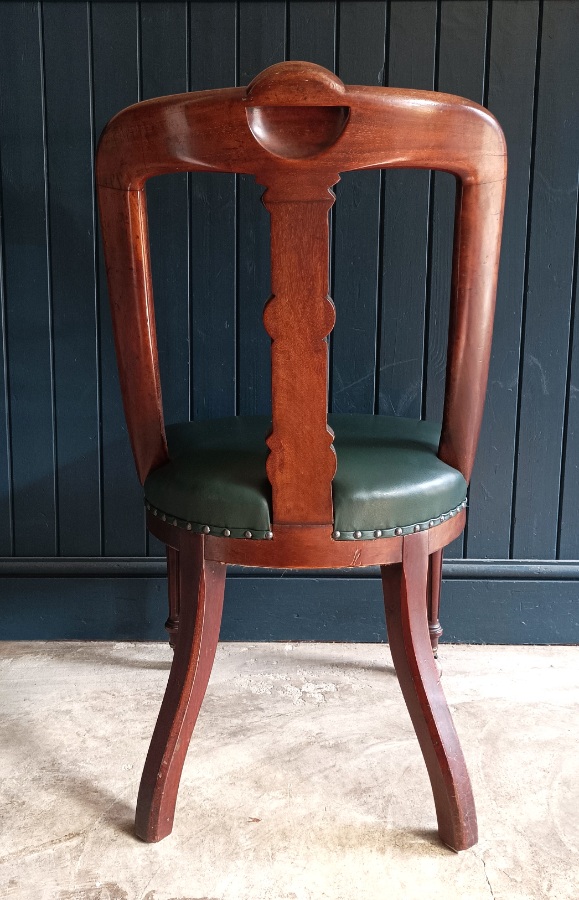 A Superb Mahogany Victorian Library Desk Chair (7).jpg